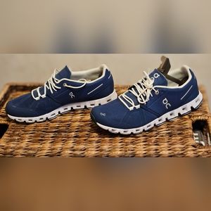 On Cloud 5 Shoes - Women's 9